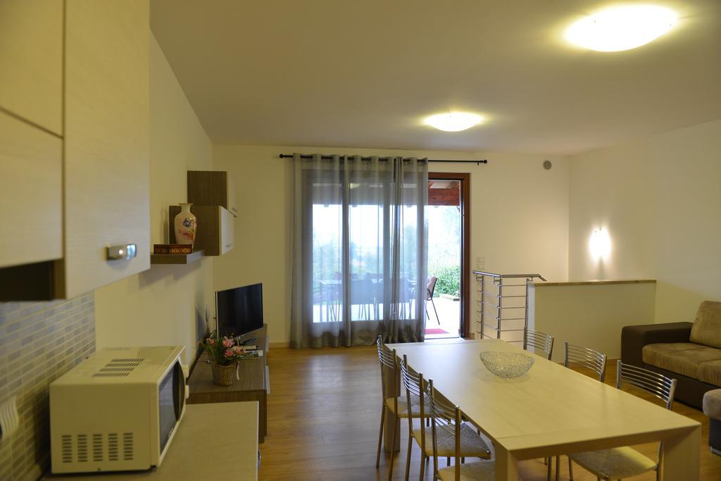 Residence Boschetti Manerba del Garda Ruang foto