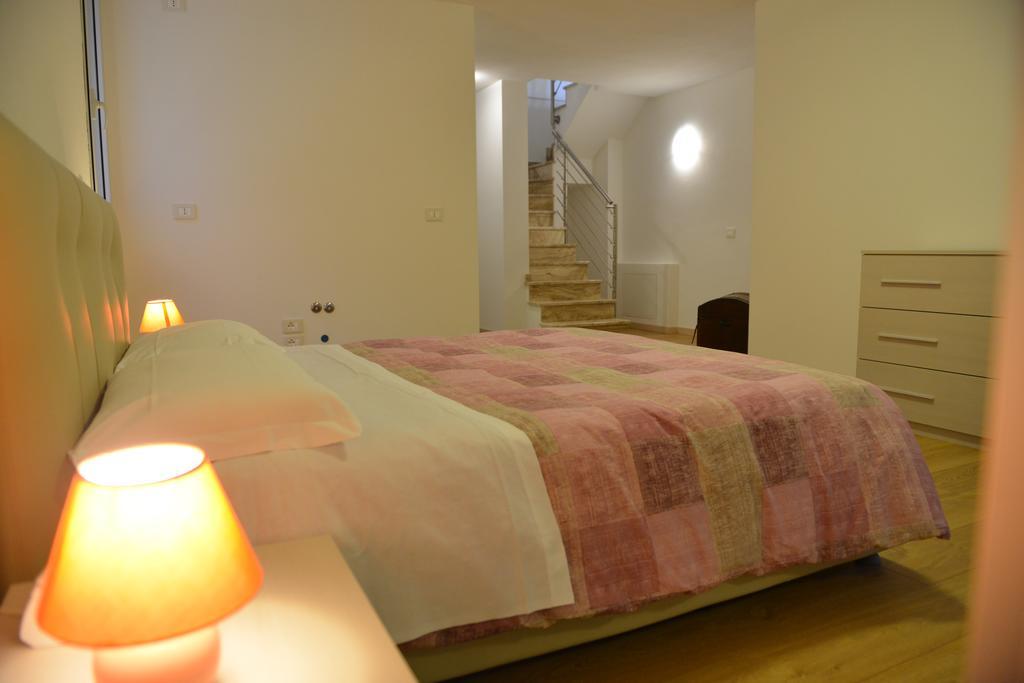 Residence Boschetti Manerba del Garda Ruang foto