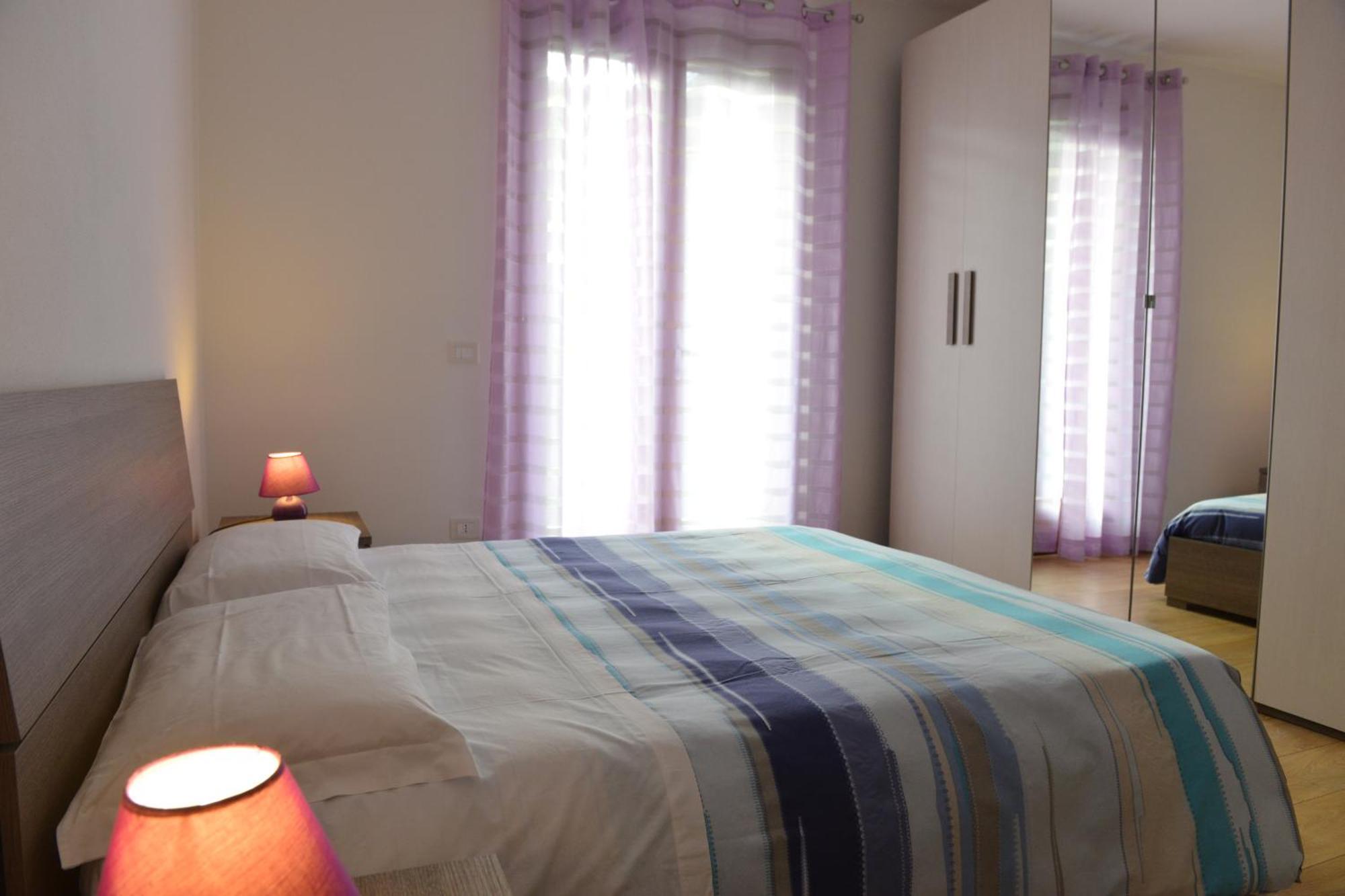 Residence Boschetti Manerba del Garda Ruang foto