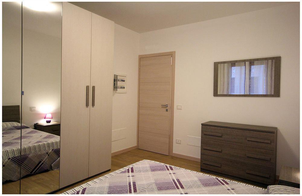 Residence Boschetti Manerba del Garda Bagian luar foto