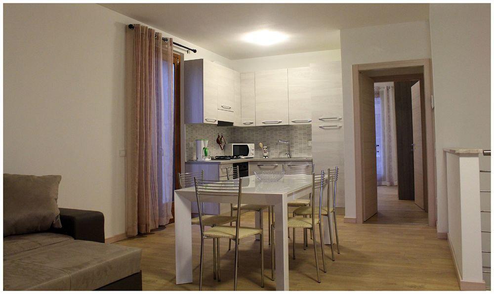 Residence Boschetti Manerba del Garda Bagian luar foto