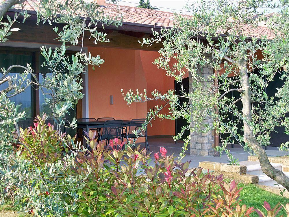 Residence Boschetti Manerba del Garda Bagian luar foto